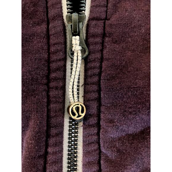 LULULEMON Zip Front Hoodie in Plum Color Sweatshirt Jacket Top Size 6 ATHLEISURE - Picture 4 of 7